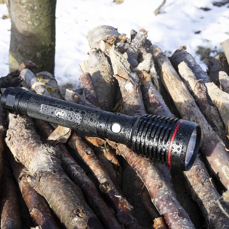 PNI Adventure F420 Taschenlampe aus Aluminium mit 1000 Lumen bis