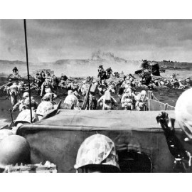 U.S. Marines Landing on beach, Iwo Jima, WWII World War II 8x10 Photo 997a
