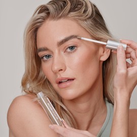 WUNDERBROW WUNDERBROW Waterproof Eyebrow Gel, Jet Black, Vegan and Cruelty-Free