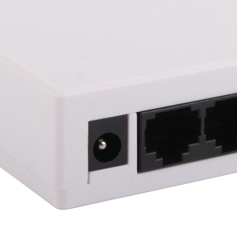 5 Port 10/100Mbps Ethernet Switch Plug and Play Unmanaged Home