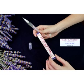 Heart & Wilson Pluma Nail Pen Cutícula Aceites Esenciales + Vitamina E H& W
