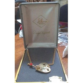 Joanne Jewels Vintage Hooked Heart  Boxed Gift set 22K Gold Plated 20"-21" chain