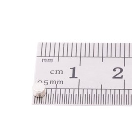 Aprilheld 50 Disc Magnets 3 x 2 mm N52 Strongest Class Neodymium Magnets Extra Strong Power Magnet for Notice Board, Whiteboard, Photo, Fridge Mini Magnetic Disc