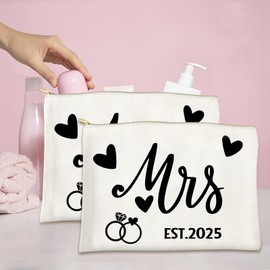 Wedding Bridal Shower Gifts Makeup Bag Engagement Gift for Bride to Be Mrs Letter Makeup Bag for Bachelorette Party Favors Accessory Bride Bags Kits Travel Organizer for Honeymoon Essentials Supplies