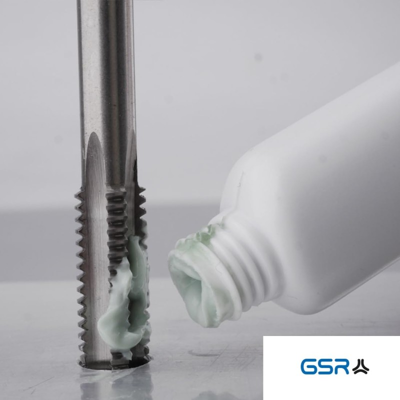Tapping means/lubricating oil 200 ml