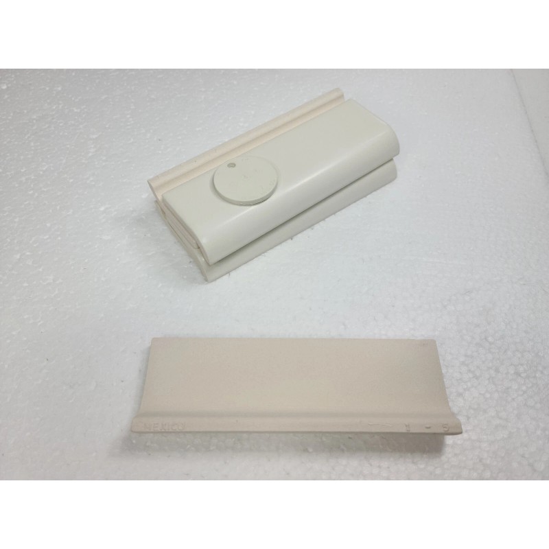 Daltile Light Bone Biscuit Ceramic Tile Mud Cap Backsplash Subway