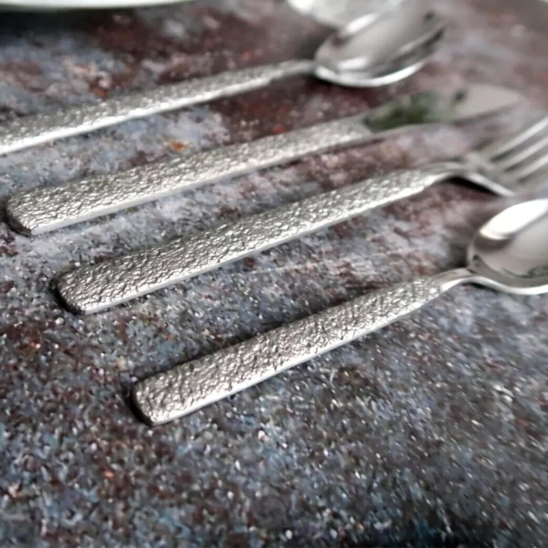 StellaForge Cutlery Set Textured Silver 16-Piece Stainless Steel Dining Utensils