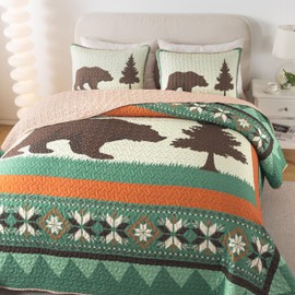 Soul & Lane Rustic Cabin Bear Quilt Set - King Size with 2 Shams, Wilderness Lodge Bedding with Country Nature Theme, Forest Quilted Bedspread with Outdoor Motif for Ski Lodge and Lake House