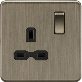 Knightsbridge 13A 1G DP Switched Socket - Antique Brass