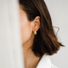 JA.S.JR 14K Gold Plated Teardrop Hoop Earrings Small Gold Huggie Hoop Earrings for Women