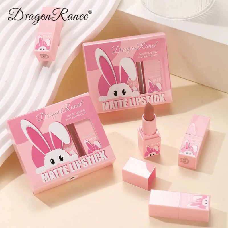 Traje De Lápiz Labial De Conejo Blanco Para Hidratarse