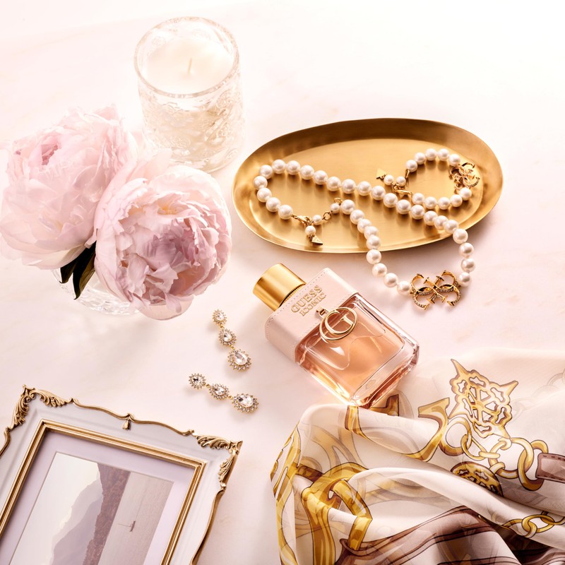 GUESS Iconic Women/Femme Eau de Parfum Perfume Spray, 1.7 Fl.