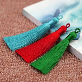 SHTGOI Pack of 10 8 cm Tassels Handmade Tassel Pendant Fringe with Ice Silky Cord Loops Floss Bookmark Tassels for Jewellery Souvenir DIY Clothing Craft Accessories Pink