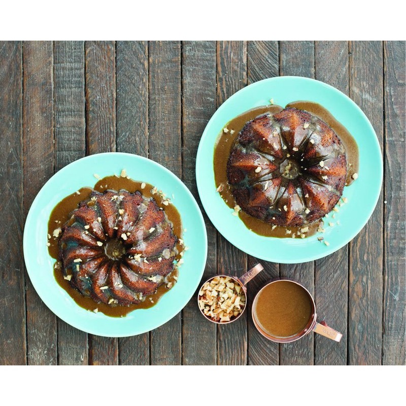 Nordic Ware Pro-Cast Bundt Duet Pan