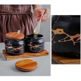 MAGICVOGEL Set of 2 Marble Look Spice Jars with Lid and Spoon, Round Ceramic Spice Containers, Sugar Jars with Tray, Spice Holder for Sugar, Salt, Spices, Herbs (Black)