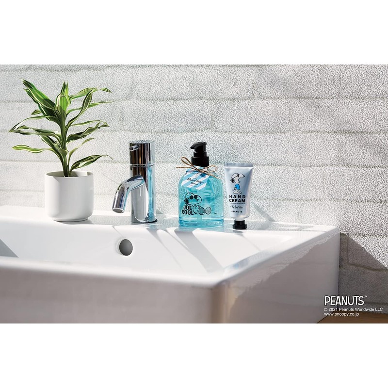 Peanuts Snoopy Hand Cream JC Mint Tea 1.0 fl oz