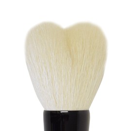Hws – M – WH 熊野 Brush Hex Theater Sakura Hall Cute Heart Shaped Face Brush (Medium) White Goat Hair/PBT 混毛