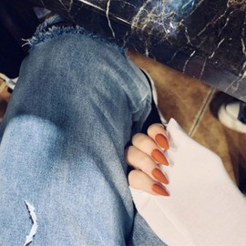 Allereya Long Almond Print On Nails Shiny Matt Orange Fake Nails Sharp Ballerina Nails Tips Prom Party Clip On Nails Stiletto for Women and Girls 24 Pieces (Orange)