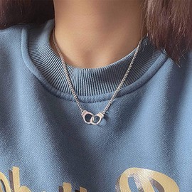 TseenYi Handcuff Pendant Necklace Boho Style Jewelry for Women Girls Metal Silver, Metal