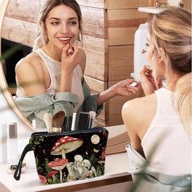 Goth Mushroom Skull Makeup Bag - goth Mushroom Skull Themed Gifts for Lovers Girls Mom Women, Cosmetic Travel Bags for Women, Canvas Zipper Makeup Bag 20