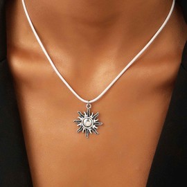 Inilbran Boho Sunburst Choker Necklace Vintage Sun Wax Waterproof Necklace Sunrise White Rope Necklace Silver Sun Celestial Flower Pendant Necklace Jewellery for Women, Zinc