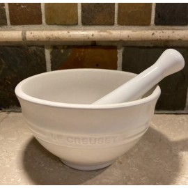 Le Creuset "White" 17 Oz Mortar & Pestle LE CREUSET Stoneware NWT