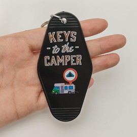 Keys to The Camper Keychain – Retro RV Key Chain for Trailer, Camping Accessories for Travel Lovers, Vintage Motel Style-black