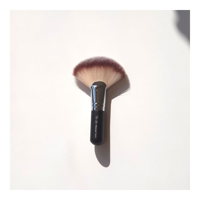 TOGO Mega Fan Brush / TOGO 메가팬브러쉬