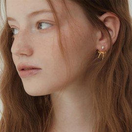 ASCOMY Gold Stud Earrings for Women Dainty Bow Earrings 14K Gold Plated Bow Stud Earrings for Women Trendy Cute Pearl Bow Stud Earring Gold Ribbon Earrings Minimalist Jewelry Gifts for Her