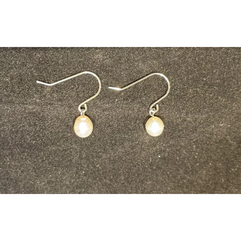 Unbranded Fresh water Pearl Earrings hoop stainless steel