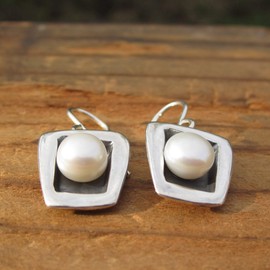 Mark Poulin Pearl Earrings Modern Square Cultured Handmade 925 for Women