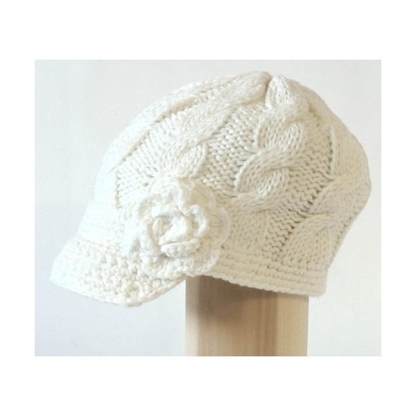 Simplicity Wm’s off White Hand Knitted Newsboy Hat w/Short Soft