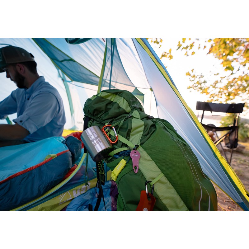ust Tick Wrangler with Lightweight Design, Ruler and Carabiner for
