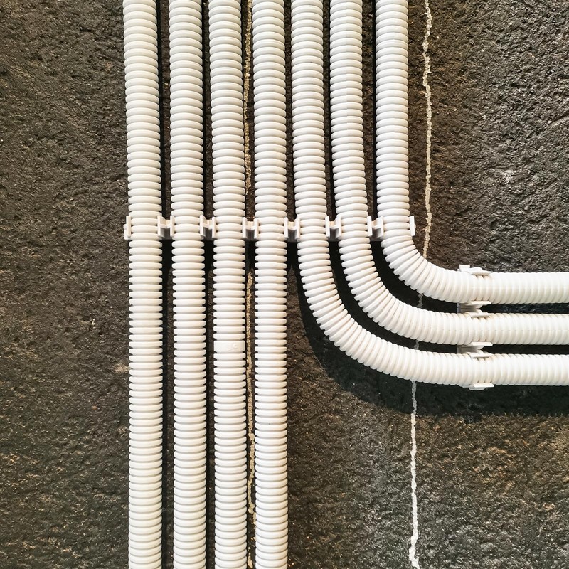 uxcell 3/8 Inch x 25 Ft Split Wire Loom Tubing,