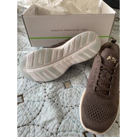 APL NWT APL Athletic Propulsion Labs Techloom Pro Shoes Women’s Size 10.5 Chocolate