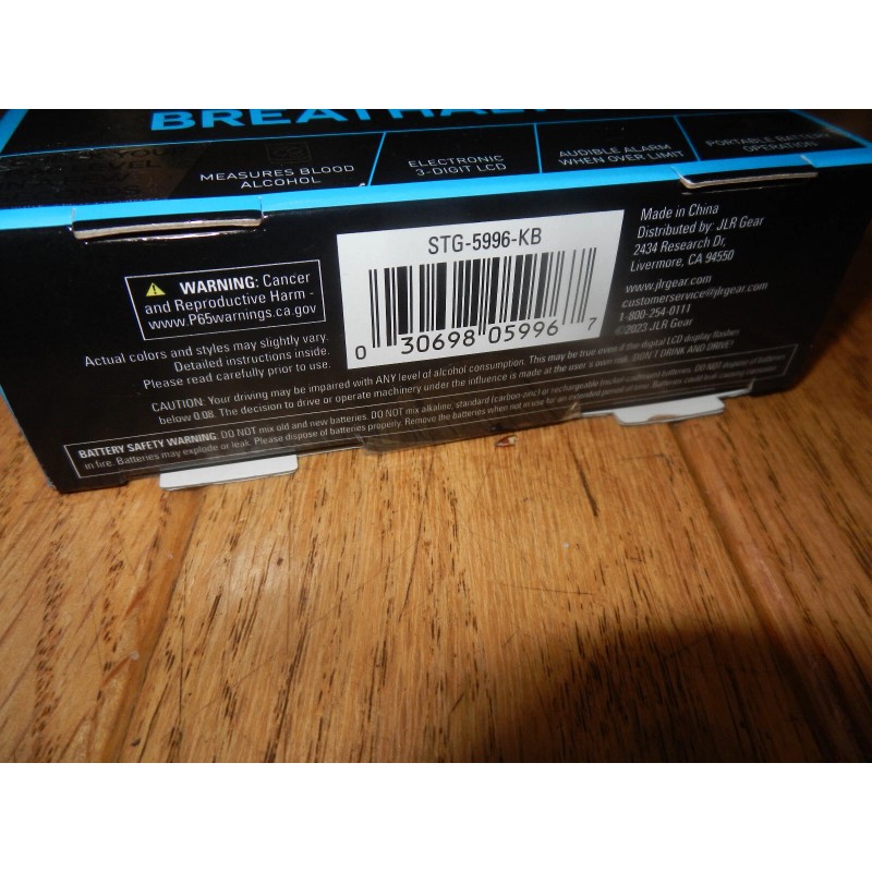 Smartgear Digital Pocket Sized Breathalyzer New Sealed Box STG-5996-KB