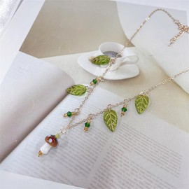 Mushroom Green Leaf Choker Necklace for Women Gold Plated Glass Glaze Red Mushroom Charm Pendant Necklaces Adjustable Chain Hypoallergenic Fashion Jewelry for Holiday