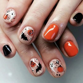 Halloween Press on Nails Short Square Fake Nails with Pumpkin & Ghost Bat Designs Orange Nails Press ons Glossy Glue on Nails Black Artificial Stick on Nails for Women 24 Pcs