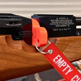 Design Chimps Weihrauch HW100 Air Rifle Safety Magazine Flag. Includes High Visibility EMPTY CHAMBER Keyring for Air Gun Range