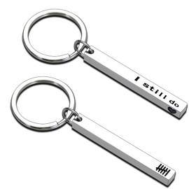 6 Year Anniversary Keychain Gift, Iron Aniversario Gifts for Husband Wife Couples, 6th Anniversary Wedding Gifts for Him Her Men Women, Romantic Gift for Boyfriend Girlfriend, Happy Anniversarys Ideas