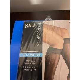 SILK IMPRESSIONS NEW WOMEN'S one size SILK IMPRESSIONS SHEER KNEE HIGH 10 PACK 20 DENIER BLACK
