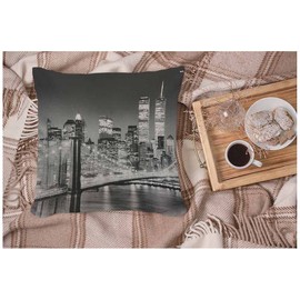 WONDERTIFY New York City Cushion Cover City Night Landscape Rise Building Bridge Throw Pillow Covers Cushion Case For Couch Home Decor Black White 45X45 Cm