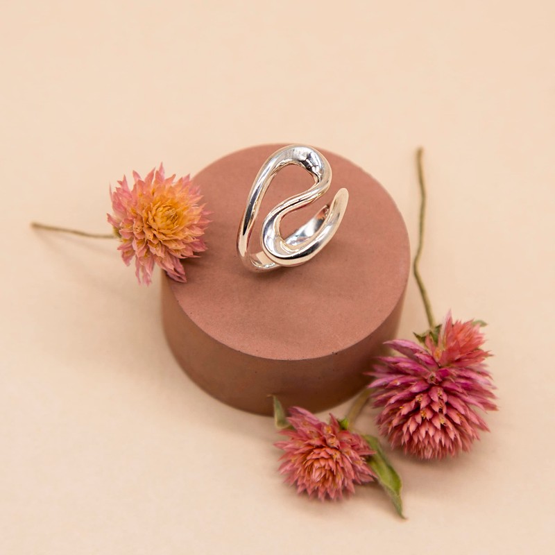 Tuscany Silver Sterling Silver Double Bow Ring, Silver, Easy to