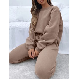 Viatabuna Women's 2 Piece Fleece Sweatsuit Outfit Long Sleeve Crewneck Pullover Sweatshirt Drawstring Jogger Pants Lounge Set