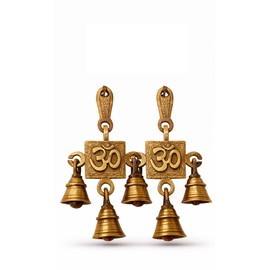 OM/AUM - 3 campanas para colgar en la pared, regalos de decoración del hogar, campanario de latón tradicional indio, decoración del hogar, accesorios Pooja, figura de ídolo hindú con diseño único para