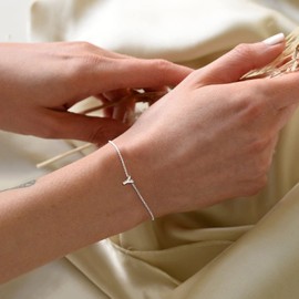 ChicSilver Dainty Initial Bracelet 925 Sterling Silver Bracelet Minimalist Letter Bracelet for Women Bracelet with Initial B Alphabet Jewelry