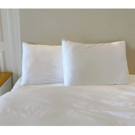 Hadi Bedding Company Toddler Travel Pillow 12 x 16 Inches - 400 Thread Count Egyptian Cotton 2 Piece Travel Pillowcase with Zipper Closure Small Pillow Cases Wrinkle Resistant - White