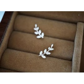 Unbranded 925 Sterling Silver Tiny Leaves Olive Leaf Dainty Minimalist Women Stud Earrings