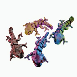 Jorkei 4pcs 3D Printed Chameleon, 3D Printed Animals Cool Chameleon, 3D Printed Animals with Flexible Joints, Stress Relief Fidget Toys for Adults, Home Office Decoration Desktop Toys