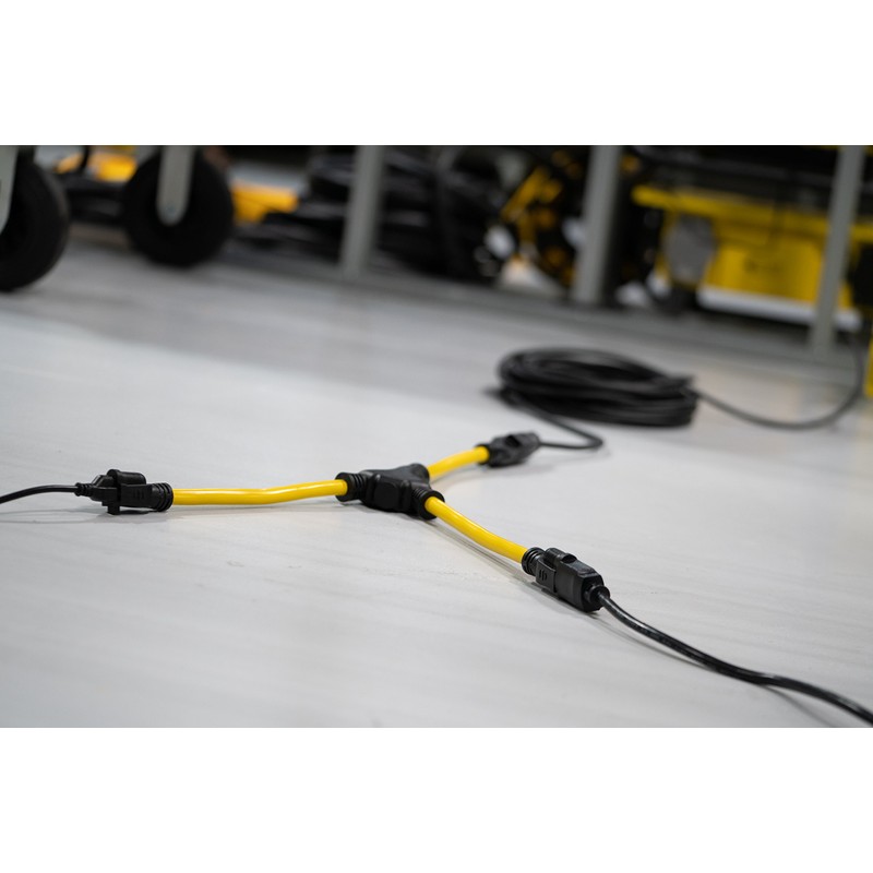 Southwire Generator 2-Outlet Y-Splitter Cable - Converts Single Plug to